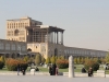 Iran - Ispahan - Place de l'Imam - Palais Ali Qapu et but de polo