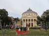 Roumanie - Mariage de Dumitru et Viorela - Photos devant la salle de concert Ateneul Român